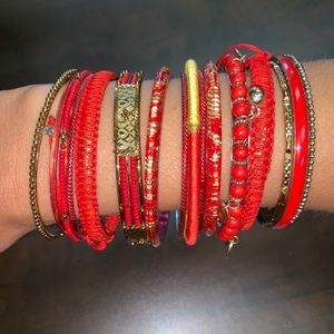 NWOT Gorgeous Bangle Bracelet Set